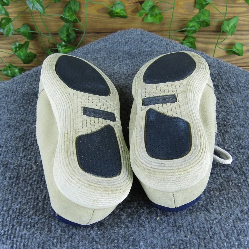 Lands' End Women Perf Boat Shoe Beige Leather Sz 8.5 Medium ‎ Used 2025